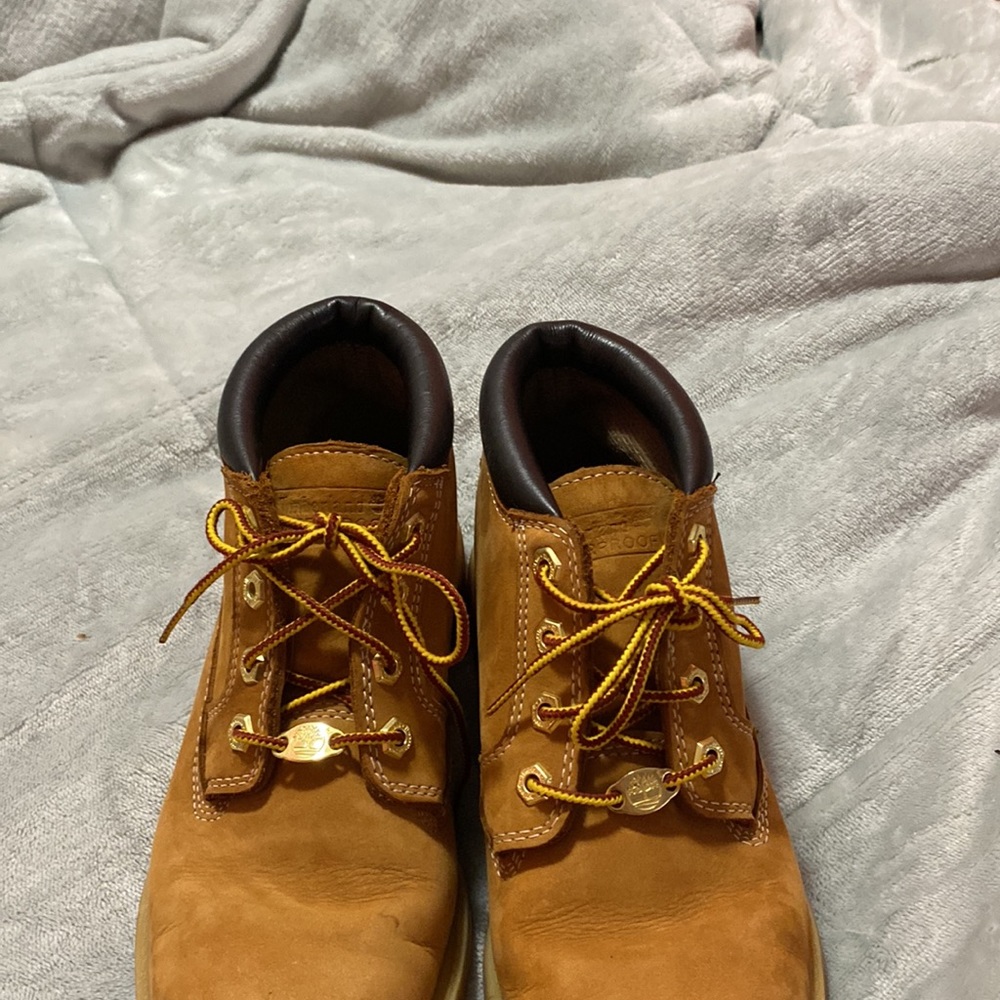 Brown Timbs 🐻 - Picture 3 of 3